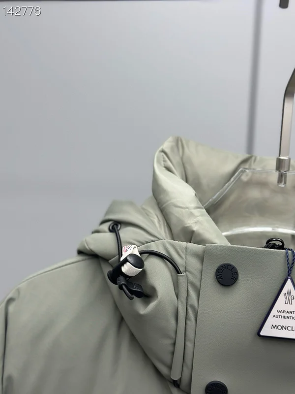 Moncler sz1-5 26yr243 (24)